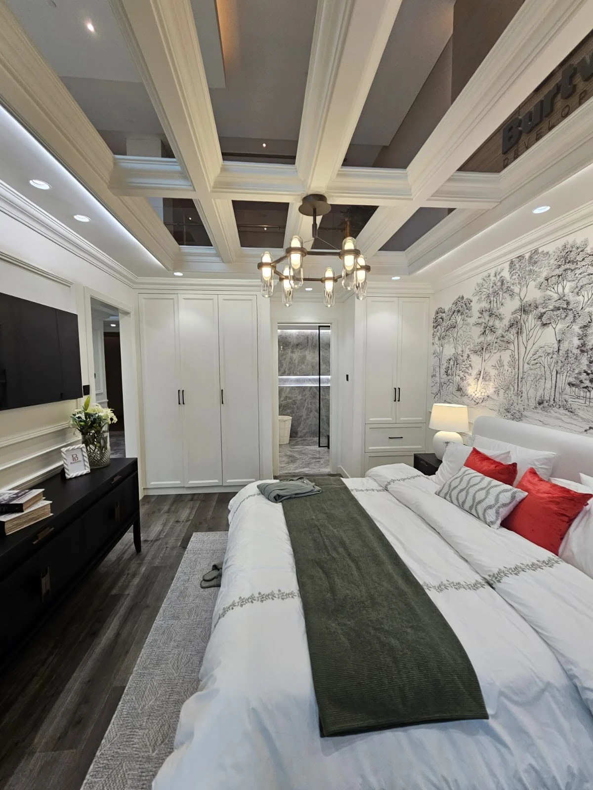 MOCK UP ROOM