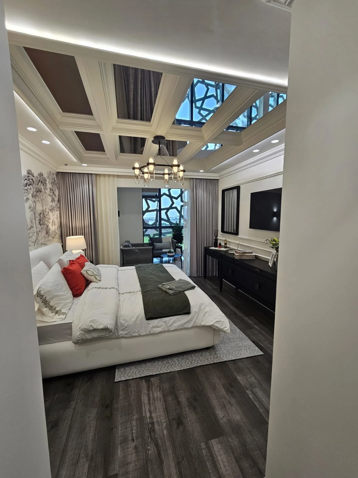 MOCK UP ROOM
